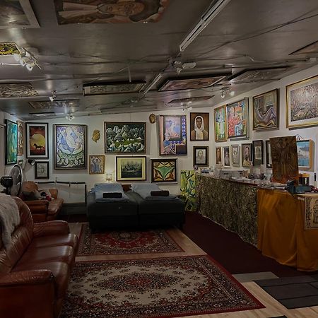 Brimarsbru Sleep Inn-Art Gallery Njarthvik Екстер'єр фото